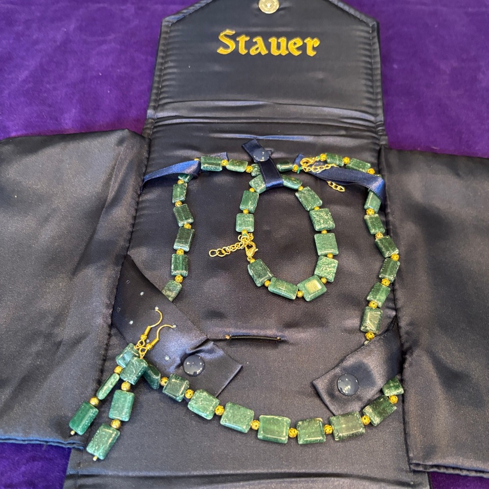 Stauer Vintage Green Aventurine? Necklace Bracelet Earring Jewelry Set Gold Tone